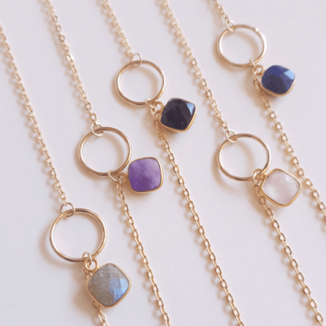 Bracelet chaîne plaqué or pierre naturelle sertie et anneau ARIA Bracelet chaîne plaqué or pierre naturelle sertie et anneau ARIA