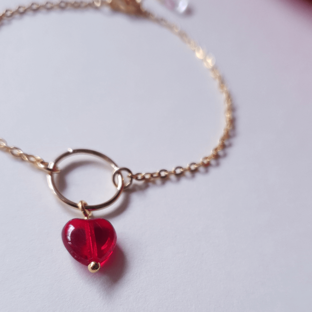 Bracelet chaîne anneau et cœur de verre TIA